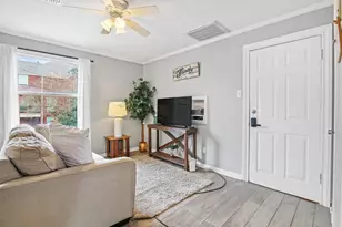 1412 Michigan St, Houston, TX 77006 - Photo 2