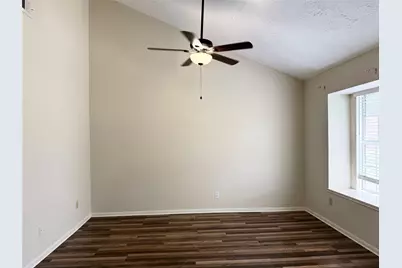 8952 Wilcrest Drive, Houston, TX 77099 - Photo 4