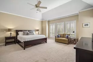 2426 Nantucket Dr, Houston, TX 77057 - Photo 16