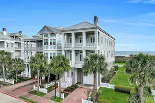 2457 E Seaside Dr, Galveston, TX 77550 - Photo 4