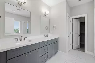 2102 Bello Amanecer Ln, Houston, TX 77055 - Photo 18
