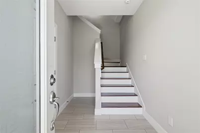 2102 Bello Amanecer Lane, Houston, TX 77055 - Photo 2
