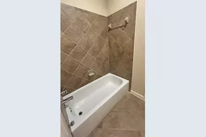 1002 Yaupon Square Lane, Houston, TX 77008 - Photo 18
