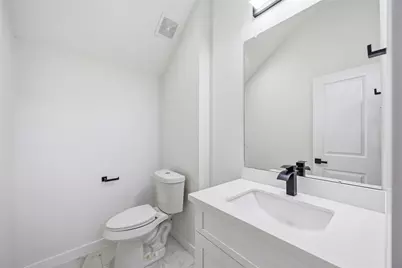 6610 Ezzard Charles Lane #A/B, Houston, TX 77091 - Photo 6