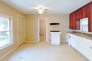 4921 Kashmere St, Houston, TX 77026 - Photo 8