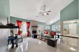 8122 Sandy Glen Ln, Houston, TX 77071 - Photo 10