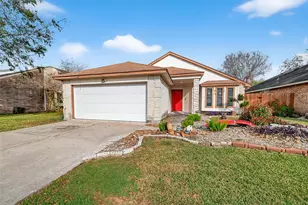8122 Sandy Glen Ln, Houston, TX 77071 - Photo 1