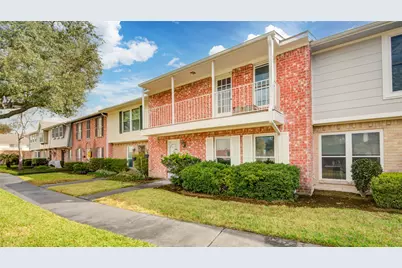 14249 Lost Meadow Lane, Houston, TX 77079 - Photo 2