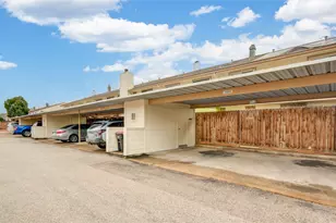 14249 Lost Meadow Ln, Houston, TX 77079 - Photo 26