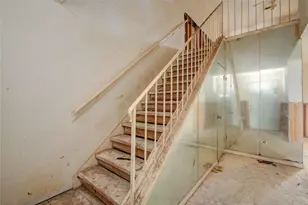 14249 Lost Meadow Ln, Houston, TX 77079 - Photo 4