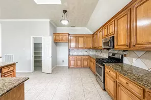 11114 Kirwin Ln, Houston, TX 77041 - Photo 14