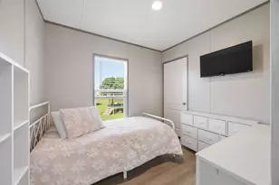 9318 E Creek Bend Dr, Needville, TX 77461 - Photo 44