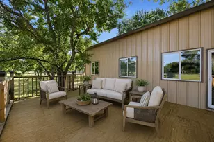 9318 E Creek Bend Dr, Needville, TX 77461 - Photo 30