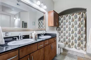 1901 Post Oak Blvd, Houston, TX 77056 - Photo 18