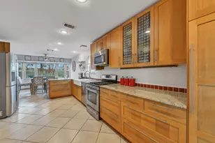 2211 Bayou Dr, League City, TX 77573 - Photo 6