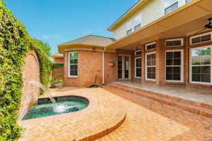 1 Heritage Oak Ct, Lake Jackson, TX 77566 - Photo 10