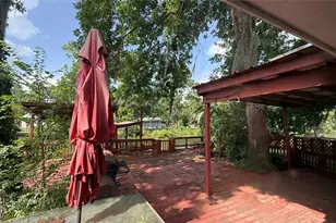 297 Hackberry Ln, Livingston, TX 77351 - Photo 20