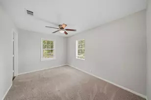 915 S Shanks St, Clute, TX 77531 - Photo 20