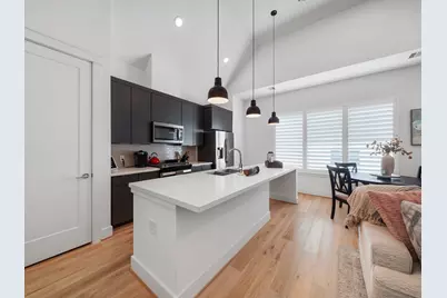 1218 W 24th Street #D, Houston, TX 77008 - Photo 4