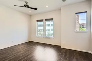 126 Pierce St, Houston, TX 77002 - Photo 16