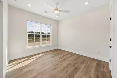 103 Woodland Creek Lane, La Grange, TX 78945 - Photo 24