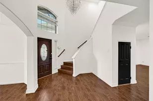 15911 Breanna Ln, Houston, TX 77049 - Photo 2