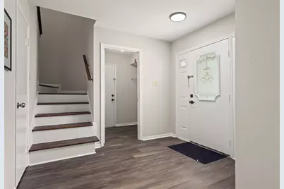 714 Regency Court, Friendswood, TX 77546 - Photo 2
