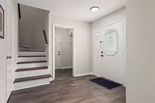714 Regency Ct, Friendswood, TX 77546 - Photo 2