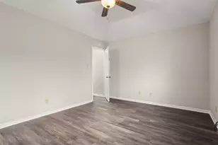 714 Regency Ct, Friendswood, TX 77546 - Photo 12