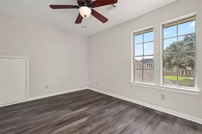 714 Regency Court, Friendswood, TX 77546 - Photo 18