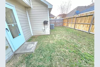 14510 Windmill Meadows Court, Houston, TX 77082 - Photo 36