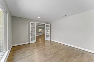 2515 Blue Willow Dr, Houston, TX 77042 - Photo 6