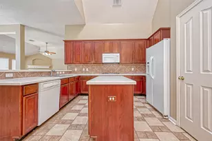 18039 Parkwille Ln Ln, Cypress, TX 77433 - Photo 16