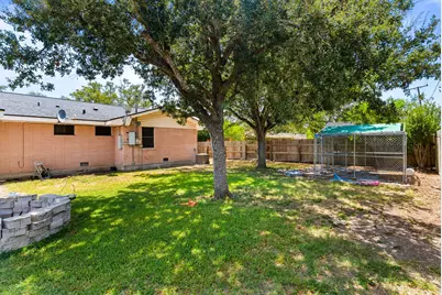 324 Woodlawn Street, Sinton, TX 78387 - Photo 28
