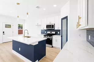 4606 Mallow St, Houston, TX 77051 - Photo 8
