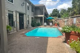 606 Marshall St, Houston, TX 77006 - Photo 8