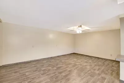 7900 Lane Street #B, Houston, TX 77029 - Photo 8