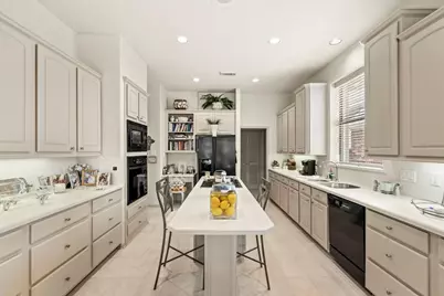 4513 Country Club View, Baytown, TX 77521 - Photo 8