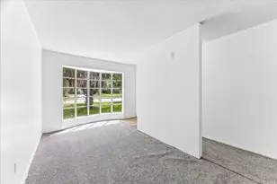 4915 Ridgewest St, Houston, TX 77053 - Photo 2