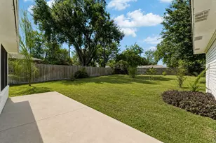 6123 Rena St, Houston, TX 77092 - Photo 2