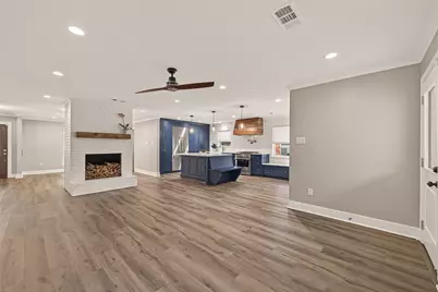 10606 Riverview Drive, Houston, TX 77042 - Photo 4
