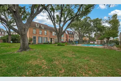 482 N Post Oak Lane, Houston, TX 77024 - Photo 18