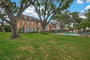 482 N Post Oak Ln, Houston, TX 77024 - Photo 18