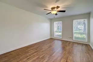 482 N Post Oak Ln, Houston, TX 77024 - Photo 10