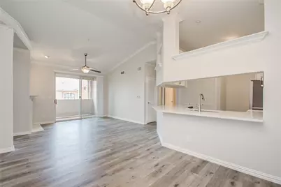 2111 Welch Street #A321, Houston, TX 77019 - Photo 2