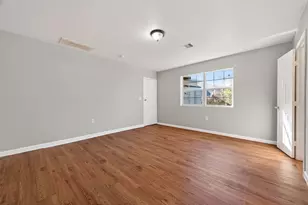 6127 Beldart St, Houston, TX 77033 - Photo 2