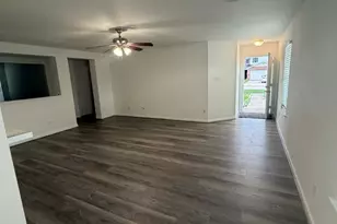 13426 Sanderford Ln, Houston, TX 77083 - Photo 8