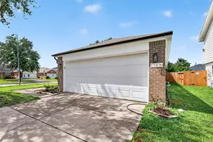 13426 Sanderford Ln, Houston, TX 77083 - Photo 4