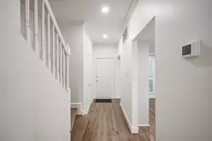 14723 Barryknoll Ln, Houston, TX 77079 - Photo 4