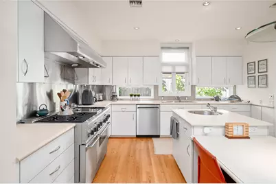 1325 Milford, Houston, TX 77006 - Photo 12